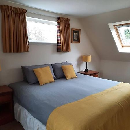 Fir Tree Cottage Blairgowrie and Rattray Екстериор снимка